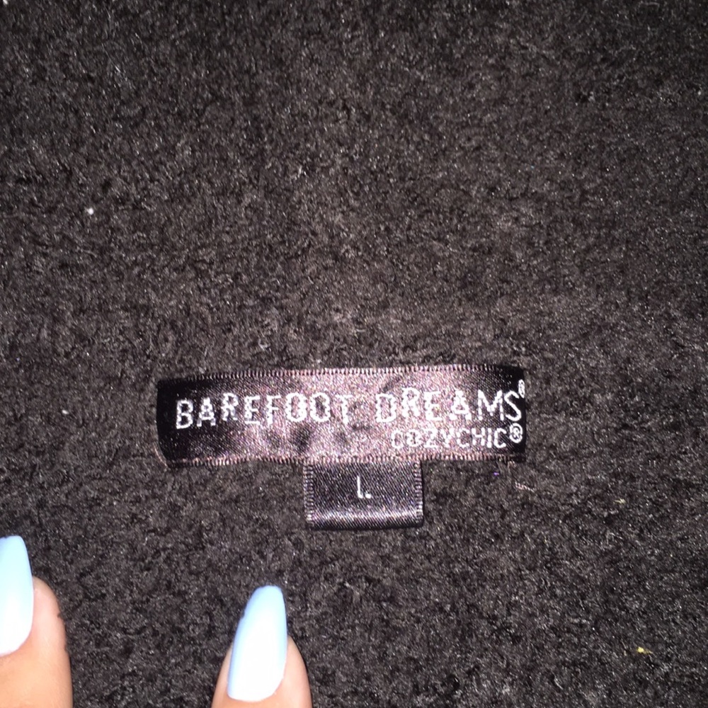 Bare foot dreams zip up